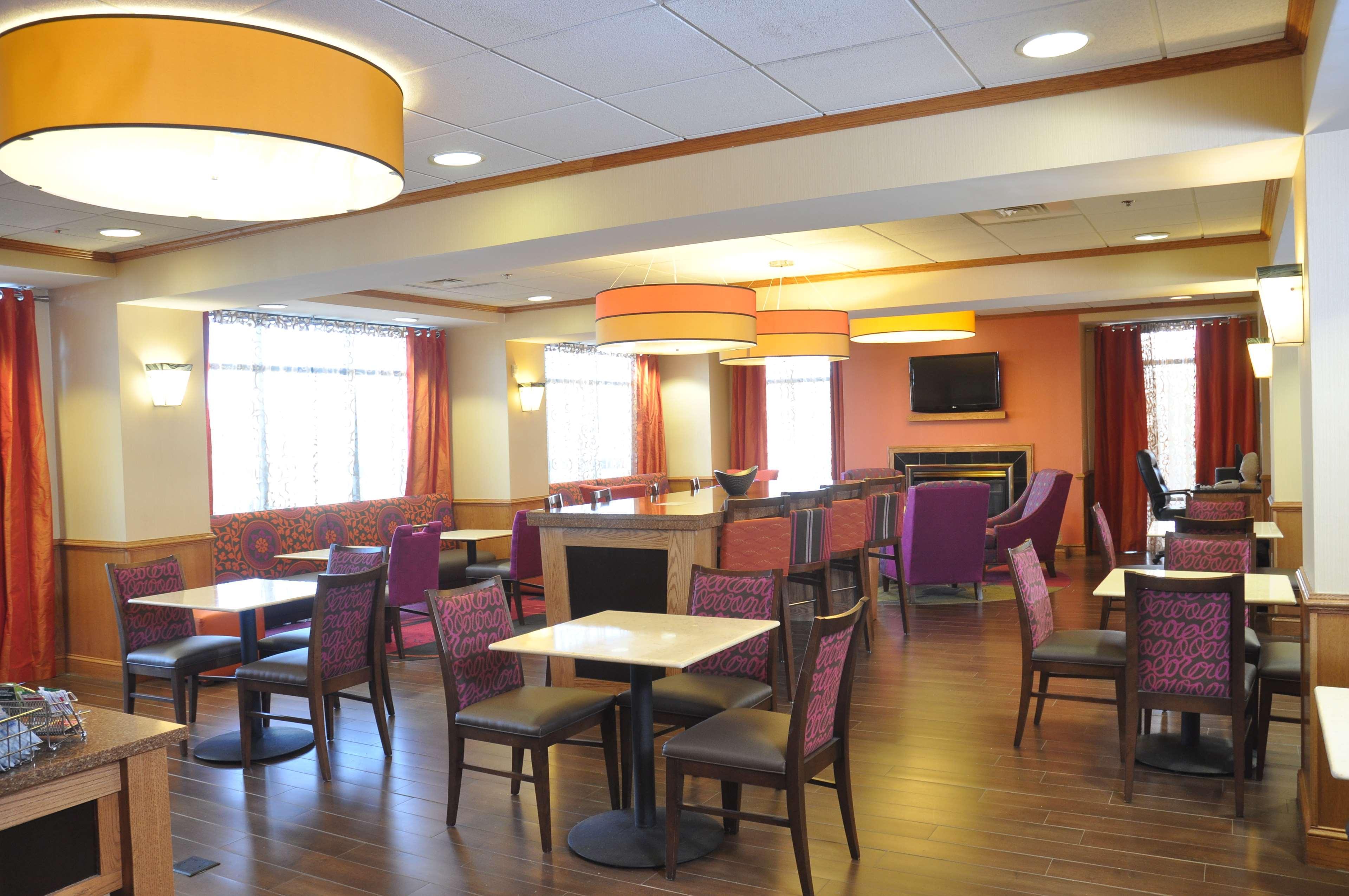 Hampton Inn Stony Creek Екстер'єр фото