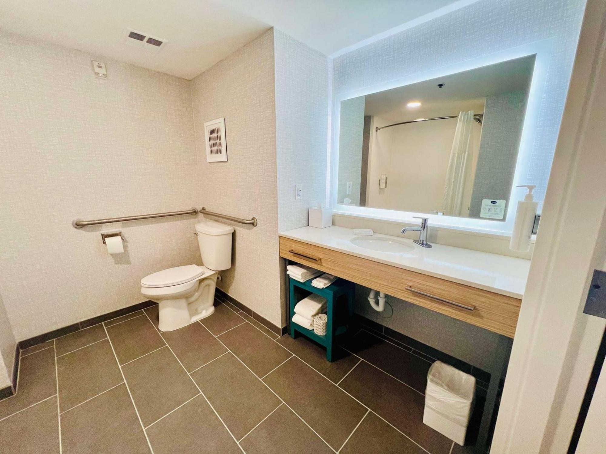 Hampton Inn Stony Creek Екстер'єр фото