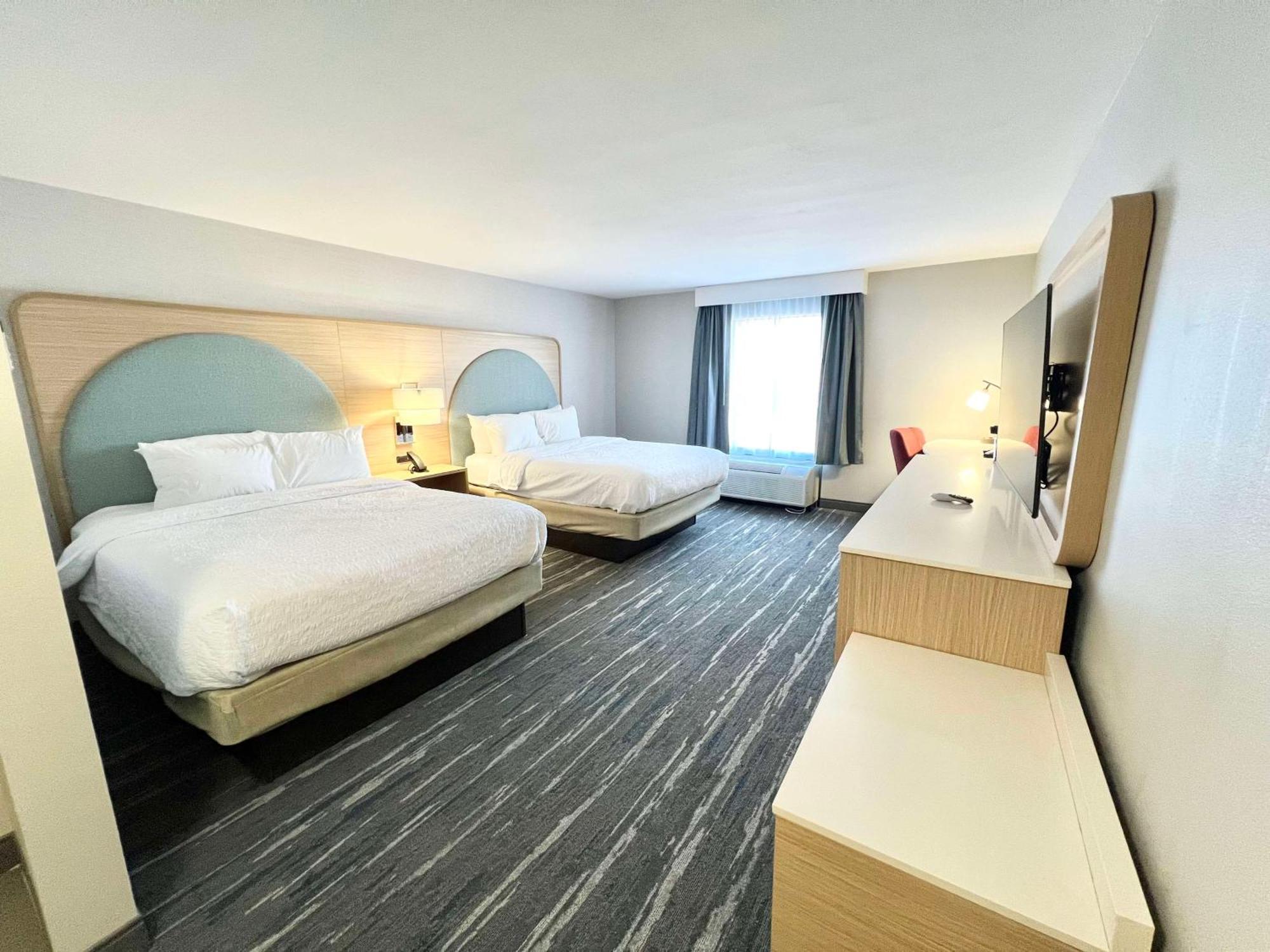 Hampton Inn Stony Creek Екстер'єр фото