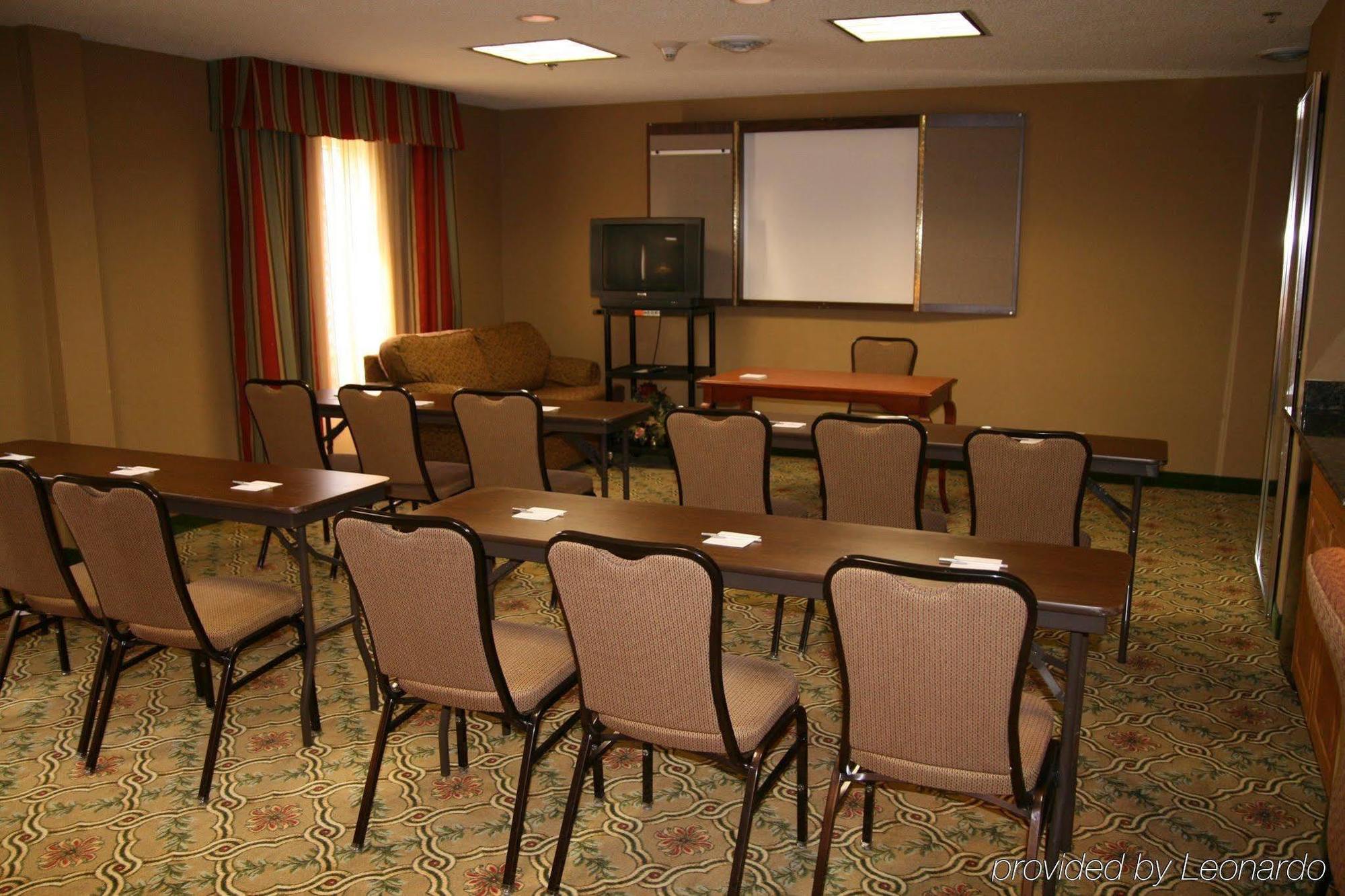 Hampton Inn Stony Creek Зручності фото